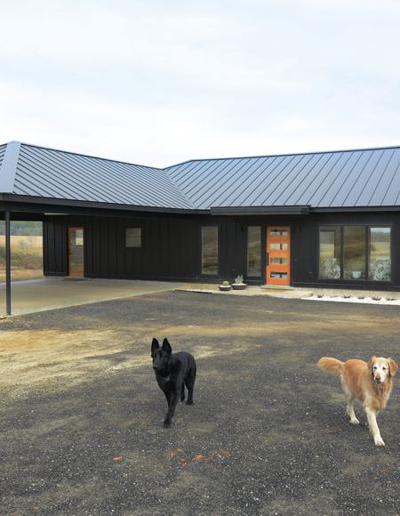 Modern Farmhouse photo 1